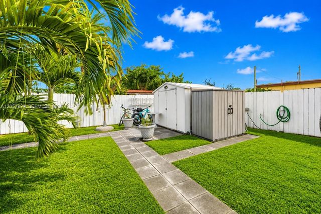 117 SW 6th Street, Hallandale Beach, FL 33009