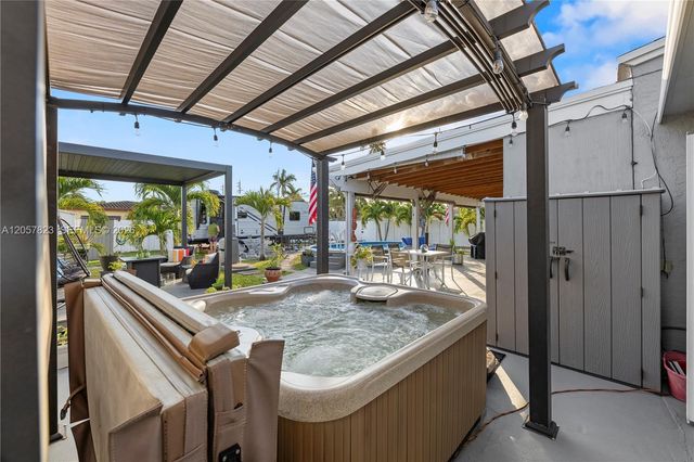 117 SW 6th Street, Hallandale Beach, FL 33009