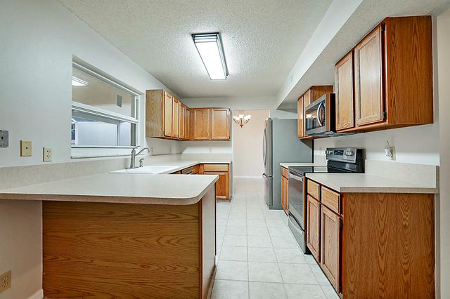 3847 Woods Walk Boulevard, Lake Worth, FL 33467