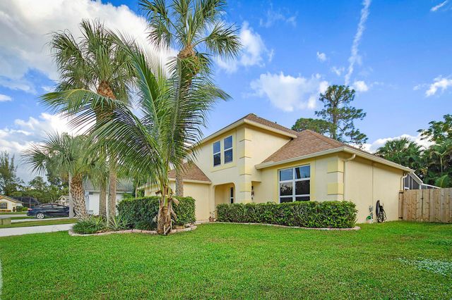 3847 Woods Walk Boulevard, Lake Worth, FL 33467