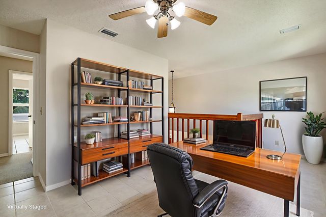 3847 Woods Walk Boulevard, Lake Worth, FL 33467