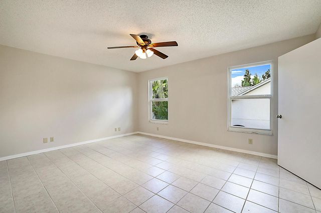 3847 Woods Walk Boulevard, Lake Worth, FL 33467