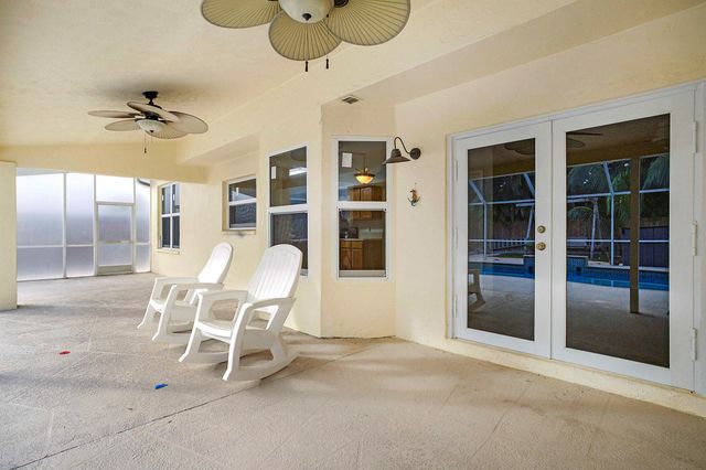 3847 Woods Walk Boulevard, Lake Worth, FL 33467