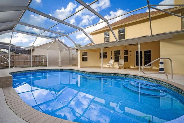 3847 Woods Walk Boulevard, Lake Worth, FL 33467