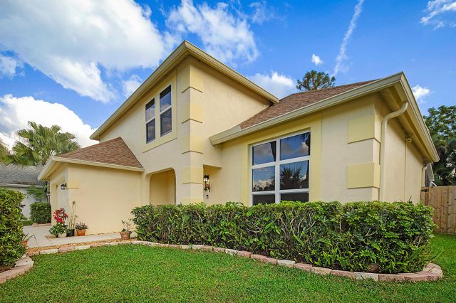 3847 Woods Walk Boulevard, Lake Worth, FL 33467