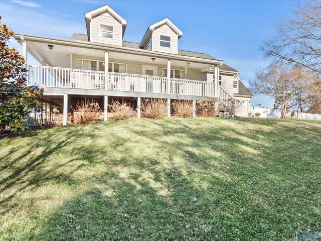 17979 Lakeside Estates Road, Athens, AL 35614