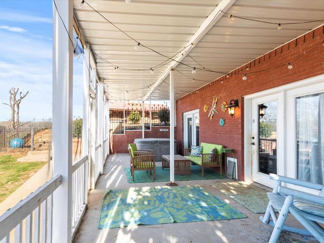 17979 Lakeside Estates Road, Athens, AL 35614