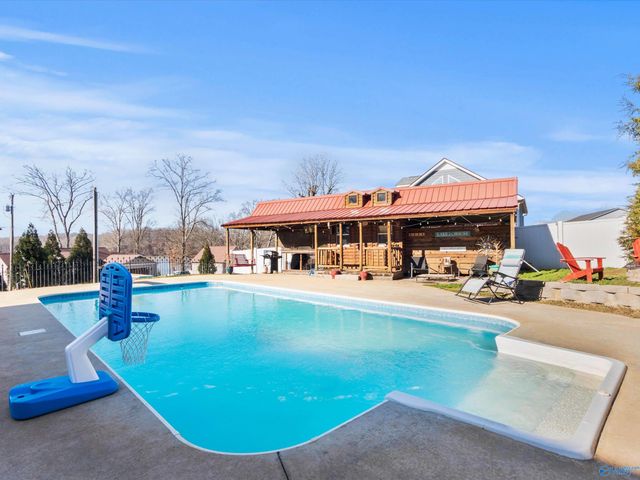 17979 Lakeside Estates Road, Athens, AL 35614