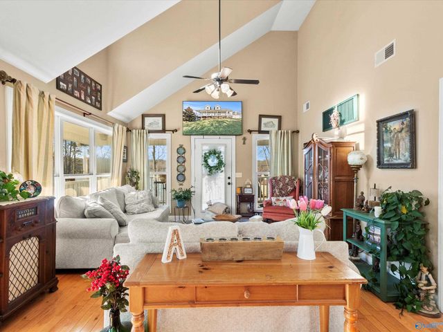 17979 Lakeside Estates Road, Athens, AL 35614