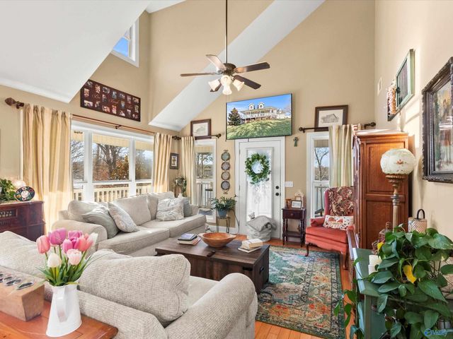 17979 Lakeside Estates Road, Athens, AL 35614