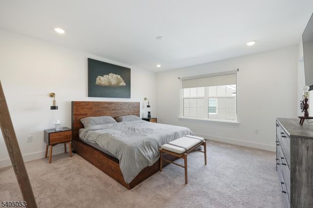 10 Dorchester Ln 10, East Hanover Twp., NJ 07936