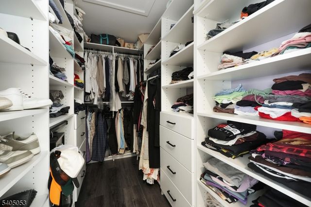 10 Dorchester Ln 10, East Hanover Twp., NJ 07936