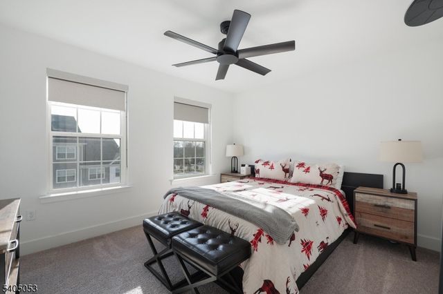 10 Dorchester Ln 10, East Hanover Twp., NJ 07936