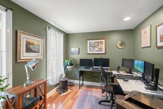 88 Early Red Circle, Plymouth, MA 02360