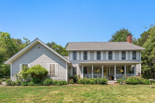 88 Early Red Circle, Plymouth, MA 02360
