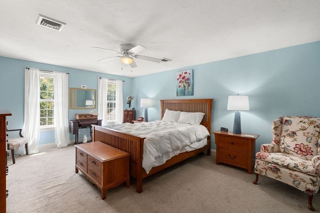 88 Early Red Circle, Plymouth, MA 02360
