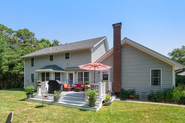 88 Early Red Circle, Plymouth, MA 02360