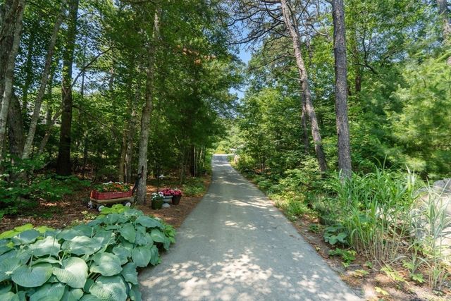 88 Early Red Circle, Plymouth, MA 02360