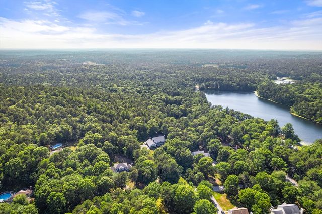 88 Early Red Circle, Plymouth, MA 02360