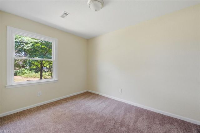 9316 Davenport RD, Gloucester, VA 23061