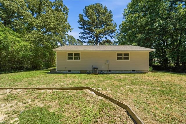 9316 Davenport RD, Gloucester, VA 23061
