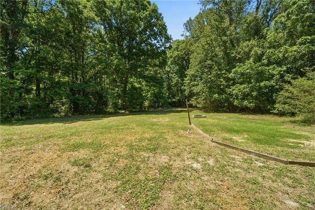 9316 Davenport RD, Gloucester, VA 23061