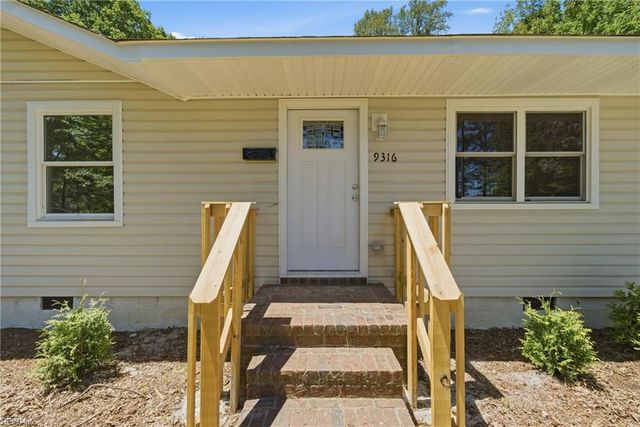 9316 Davenport RD, Gloucester, VA 23061