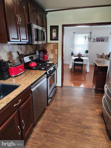 185 SOUTH AVE, Mount Holly, NJ 08060
