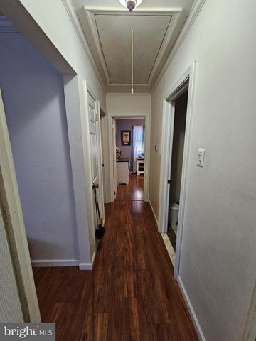 185 SOUTH AVE, Mount Holly, NJ 08060