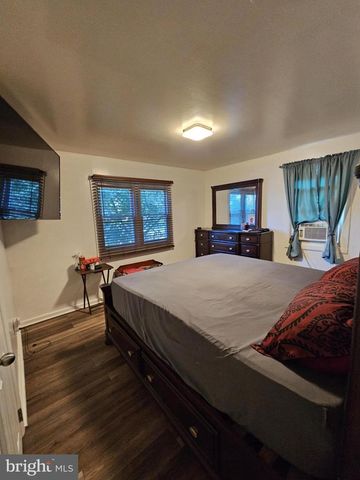 185 SOUTH AVE, Mount Holly, NJ 08060