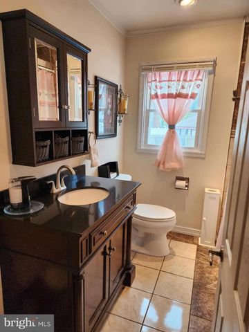 185 SOUTH AVE, Mount Holly, NJ 08060