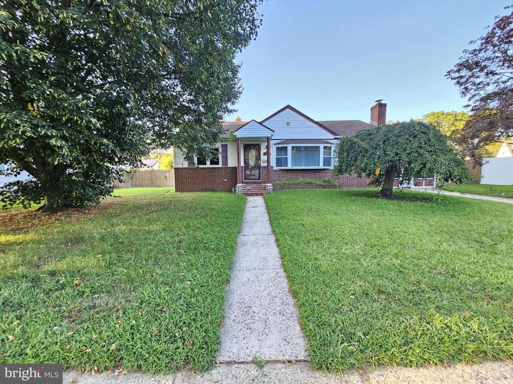 185 SOUTH AVE, Mount Holly, NJ 08060