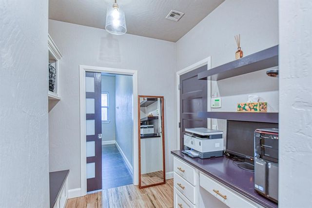 2325 Rivercross Court, Norman, OK 73072