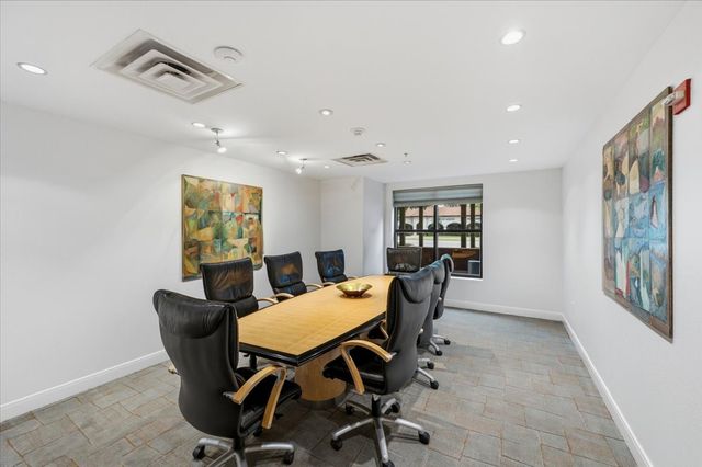 330 Las Colinas Boulevard E 460, Irving, TX 75039