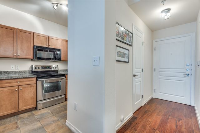 330 Las Colinas Boulevard E 460, Irving, TX 75039