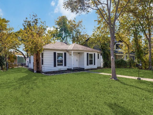 8822 San Benito Way, Dallas, TX 75218