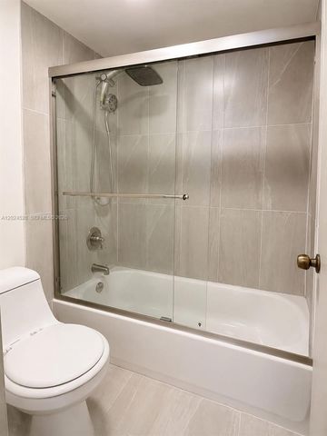 2350 NE 135th St 206, North Miami, FL 33181