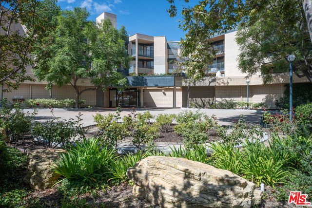 4499 Via Marisol 309, Los Angeles, CA 90042