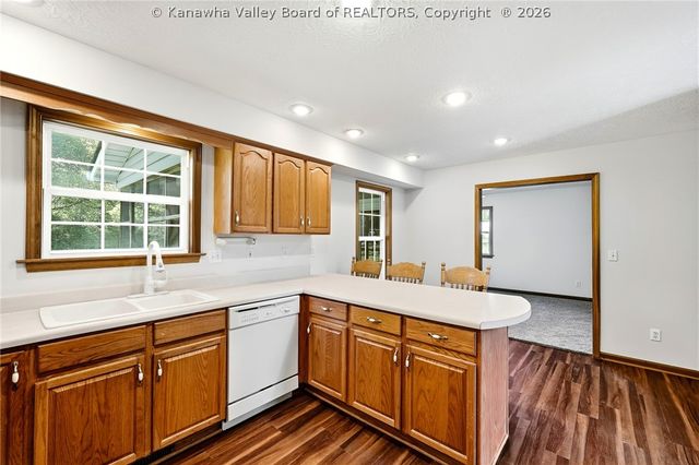 110 Heather Court, Scott Depot, WV 25560