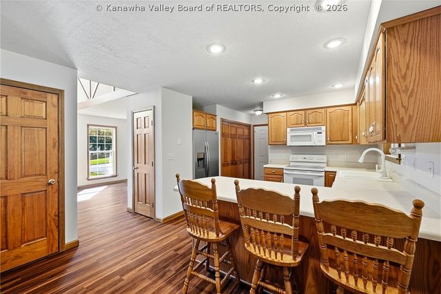 110 Heather Court, Scott Depot, WV 25560
