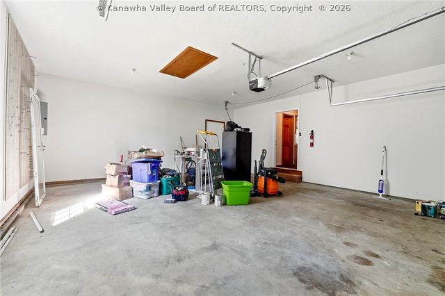 110 Heather Court, Scott Depot, WV 25560