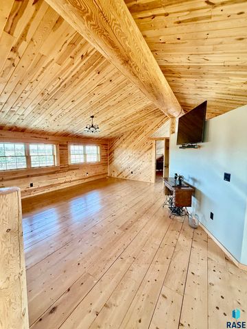 45773 252nd St Street, Humboldt, SD 57035