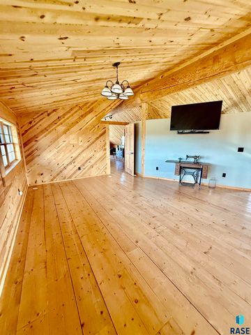 45773 252nd St Street, Humboldt, SD 57035