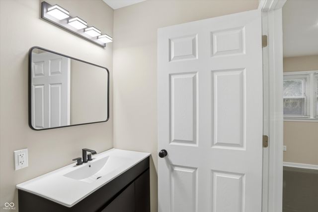 1808 N Emerson Avenue, Indianapolis, IN 46218