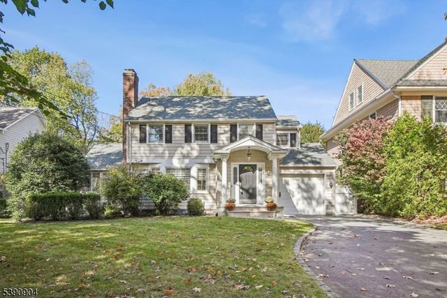 49 Oakland Pl, Summit City, NJ 07901