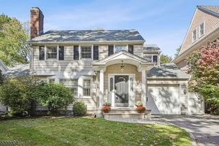 49 Oakland Pl, Summit City, NJ 07901