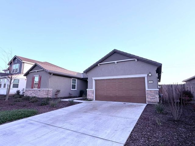 4389 Secretariat Way, Roseville, CA 95747