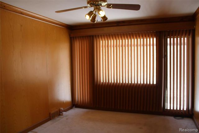 23800 Riverview Drive, Southfield, MI 48034