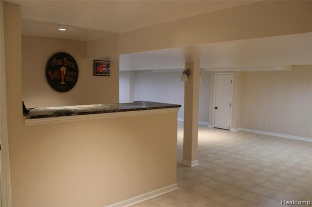 23800 Riverview Drive, Southfield, MI 48034