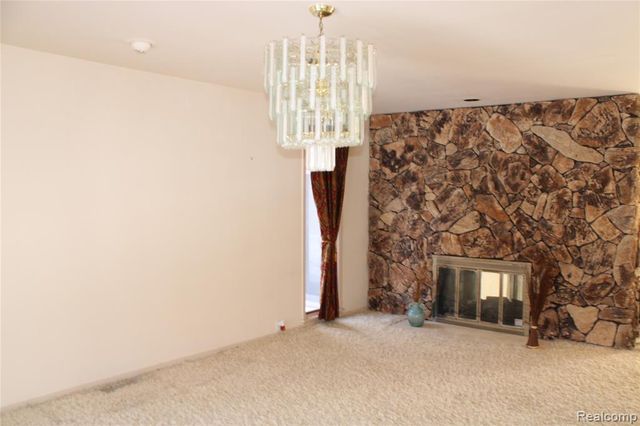 23800 Riverview Drive, Southfield, MI 48034